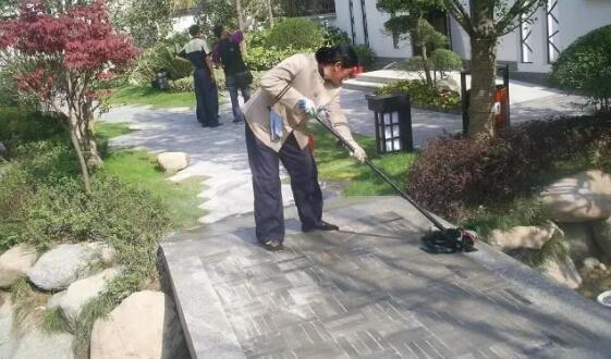 小區(qū)日常保潔費(fèi)用多少 小區(qū)日常保潔費(fèi)用多少